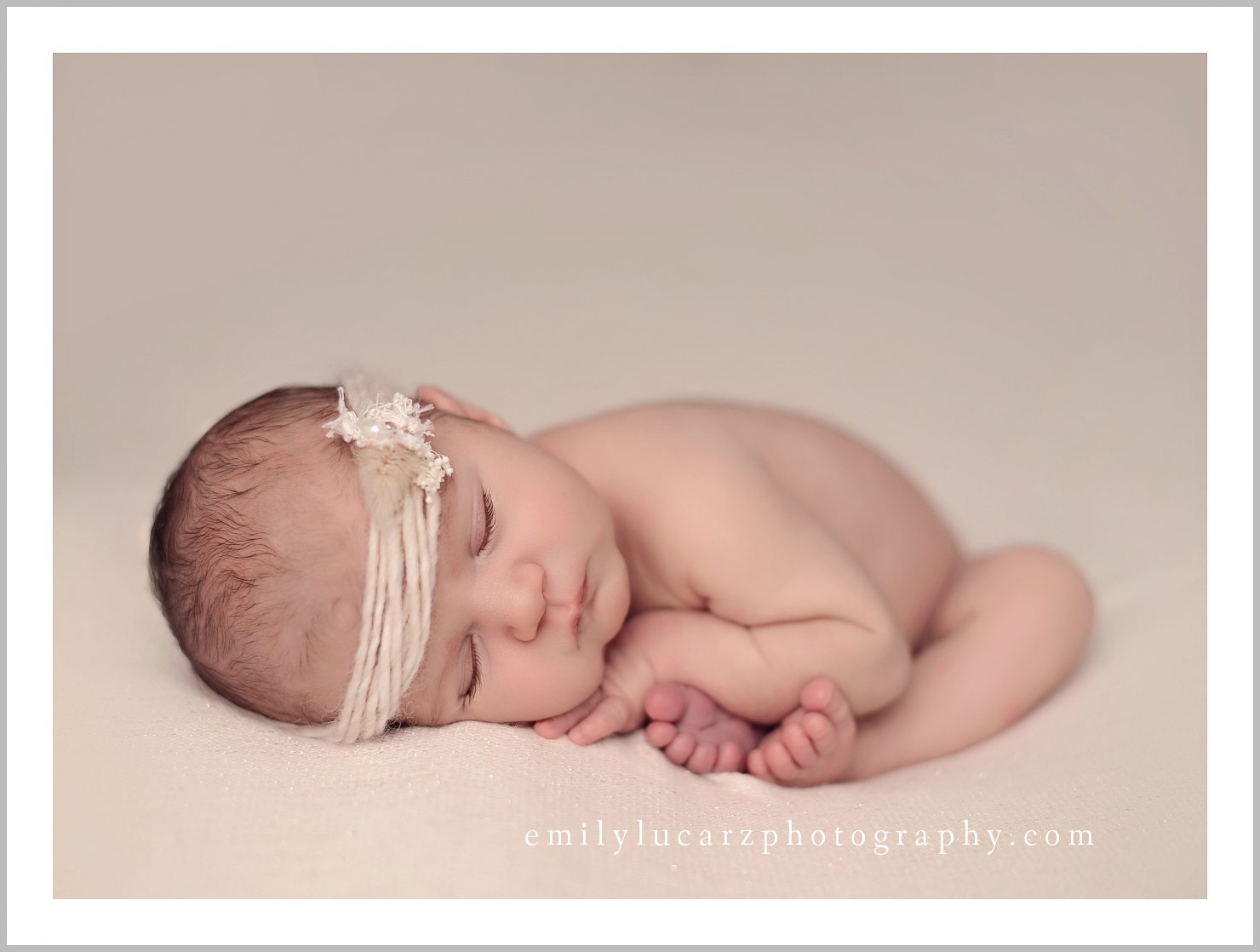 St. Louis newborn photographer