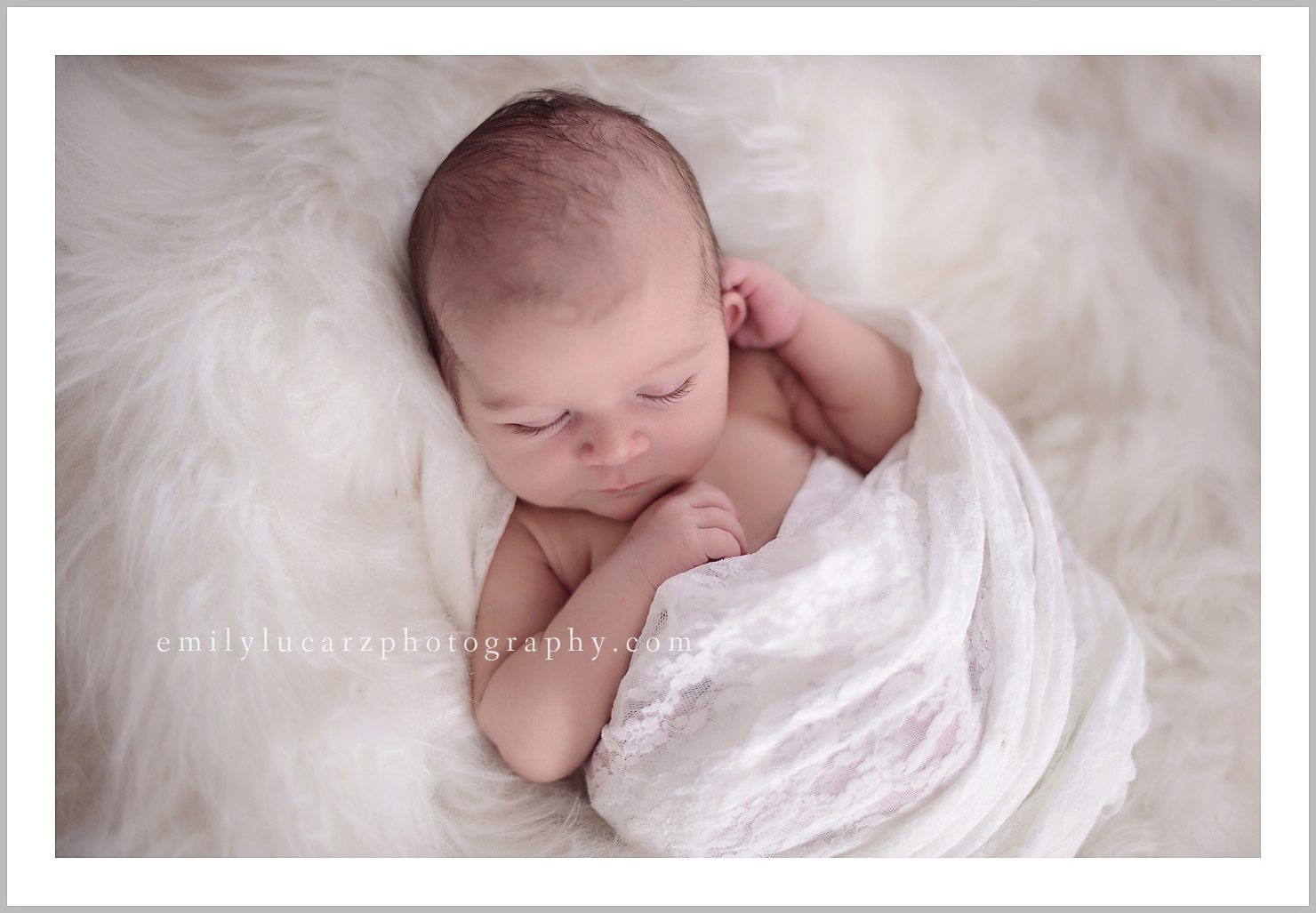 St. Louis newborn photographer