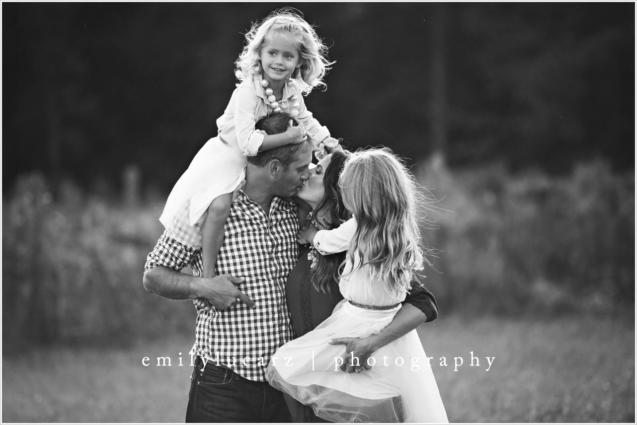 Family photo session in St. Louis Missouri