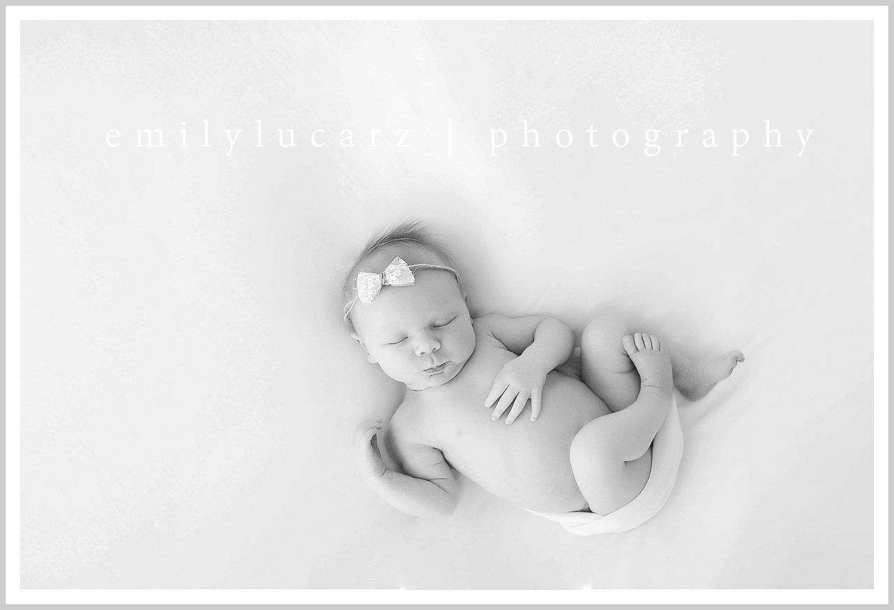 simple newborn pose